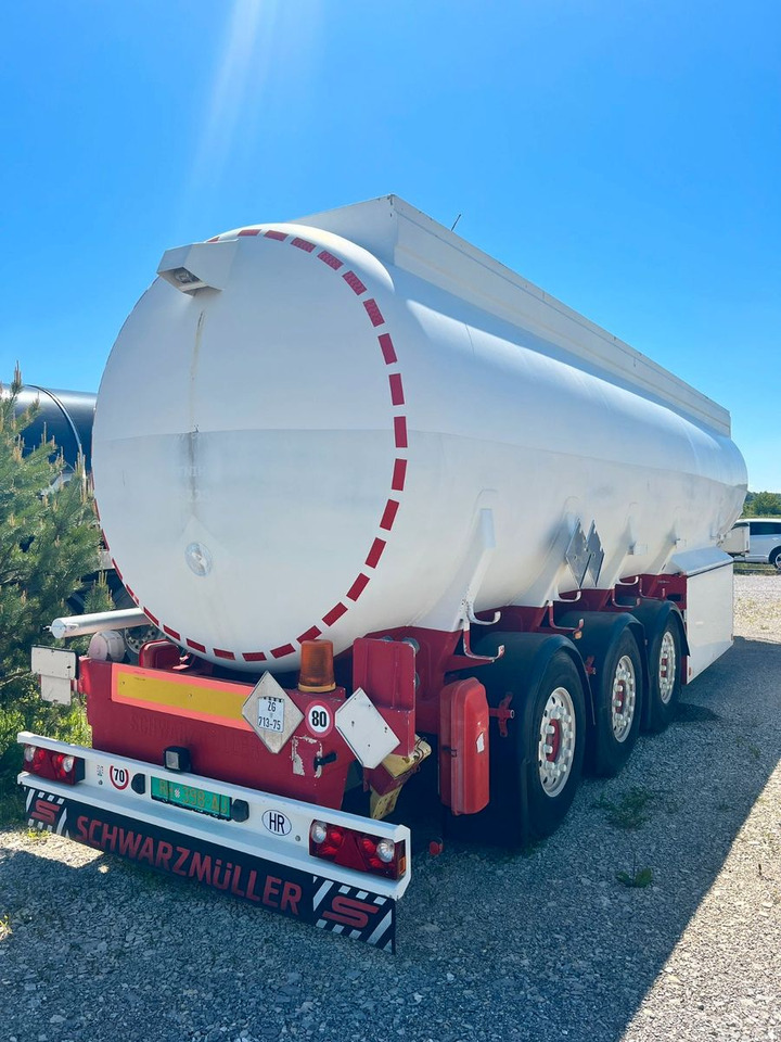 Schwarzmüller TS 3/E ADR, 6 Kammern Treibstoff Fuel - Полуремарке цистерна: снимка 1 Schwarzmüller TS 3/E ADR, 6 Kammern Treibstoff Fuel - Полуремарке цистерна: снимка 1