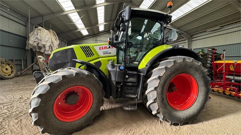 Claas AXION 830 CEBIS - Трактор: снимка 1 Claas AXION 830 CEBIS - Трактор: снимка 1