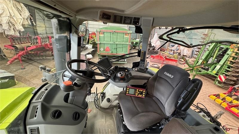 Claas AXION 830 CEBIS - Трактор: снимка 4 Claas AXION 830 CEBIS - Трактор: снимка 4