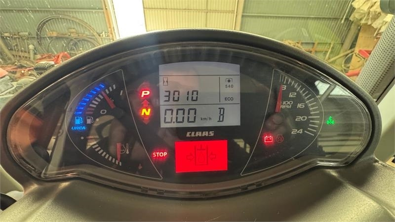 Claas AXION 830 CEBIS - Трактор: снимка 3 Claas AXION 830 CEBIS - Трактор: снимка 3
