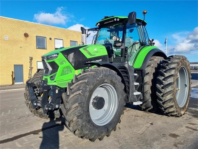 Deutz-fahr 7250 TTV - Трактор: снимка 1 Deutz-fahr 7250 TTV - Трактор: снимка 1