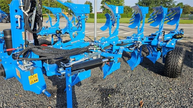 Lemken Juwel 8 M Juwel 8 M V U  - Плуг: снимка 1 Lemken Juwel 8 M Juwel 8 M V U  - Плуг: снимка 1
