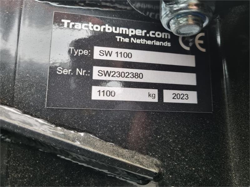 Tractor Bumper 1100 - Противовес за Селскостопанска техника: снимка 4 Tractor Bumper 1100 - Противовес за Селскостопанска техника: снимка 4