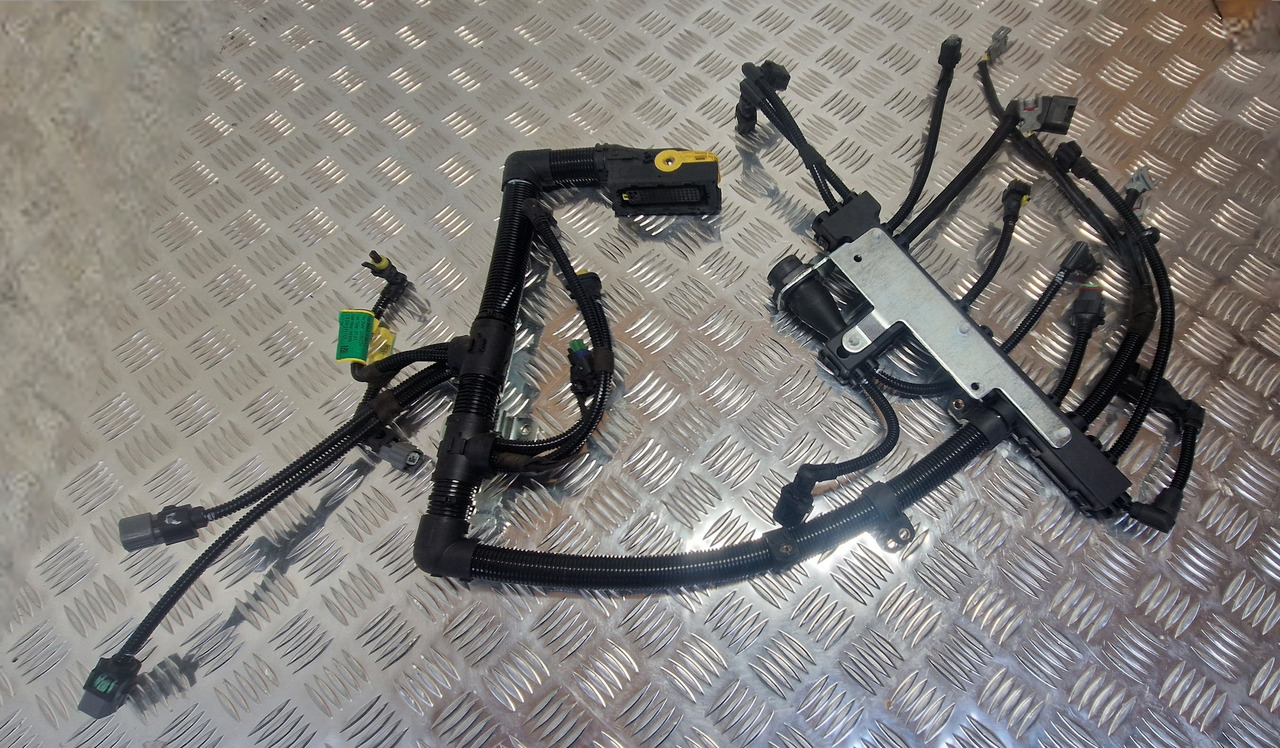 Engine Harness JCB 320/09953 T4 Final - Двигател и части за Строителна техника: снимка 3 Engine Harness JCB 320/09953 T4 Final - Двигател и части за Строителна техника: снимка 3