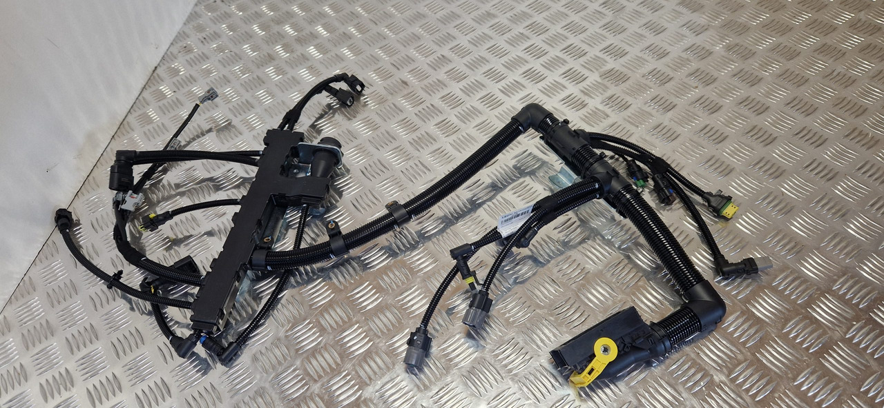 Двигател и части за Строителна техника JCB 320/09890 engine Harness Tier 4 interim: снимка 8
