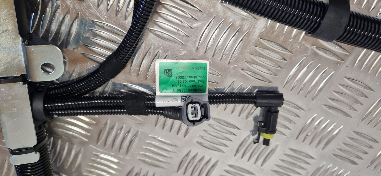 JCB 320/09890 engine Harness Tier 4 interim - Двигател и части за Строителна техника: снимка 5 JCB 320/09890 engine Harness Tier 4 interim - Двигател и части за Строителна техника: снимка 5