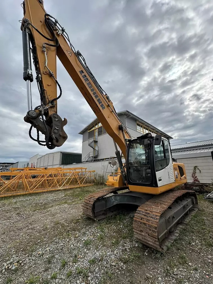 2015 Liebherr R 922 Litronic - Верижен багер: снимка 1 2015 Liebherr R 922 Litronic - Верижен багер: снимка 1