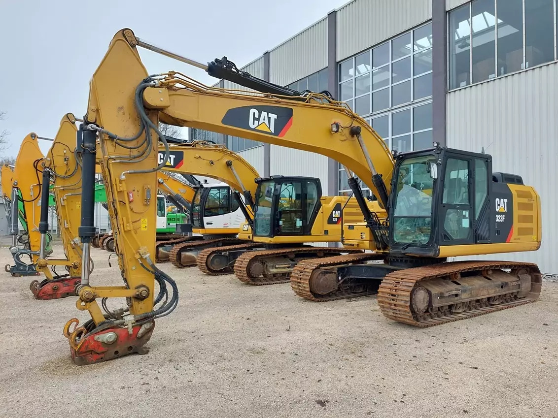 2017 Caterpillar 323F - Верижен багер: снимка 1 2017 Caterpillar 323F - Верижен багер: снимка 1