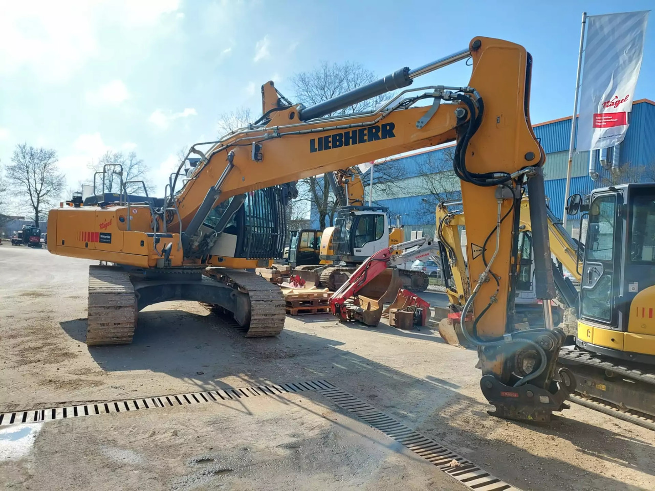2018 Liebherr R 926 LC - Верижен багер: снимка 1 2018 Liebherr R 926 LC - Верижен багер: снимка 1