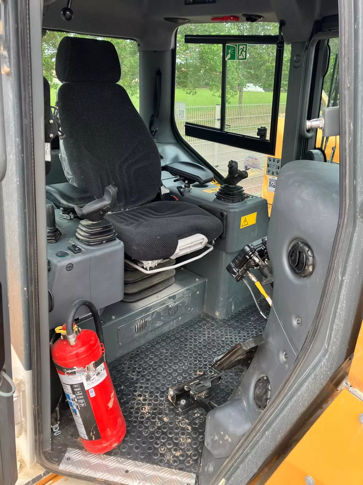 2023 Liebherr PR 716 LGP - Булдозер: снимка 5 2023 Liebherr PR 716 LGP - Булдозер: снимка 5