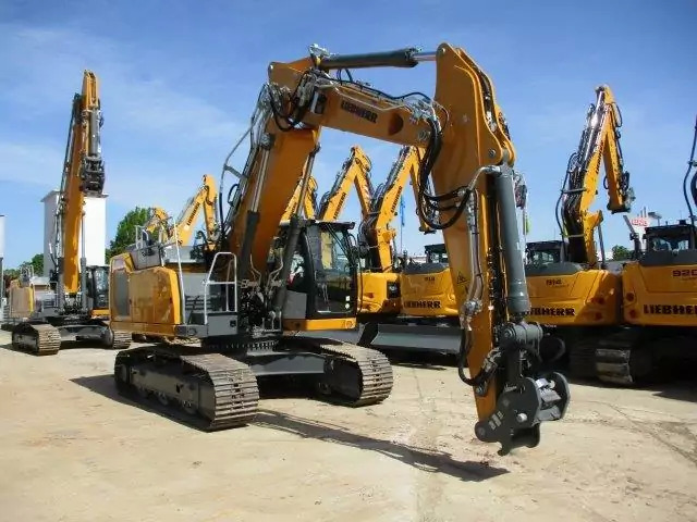 2023 Liebherr R 926 Litronic G8.0-D - Верижен багер: снимка 2 2023 Liebherr R 926 Litronic G8.0-D - Верижен багер: снимка 2