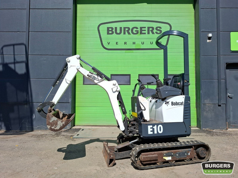 Bobcat E10 - Мини багер: снимка 1 Bobcat E10 - Мини багер: снимка 1