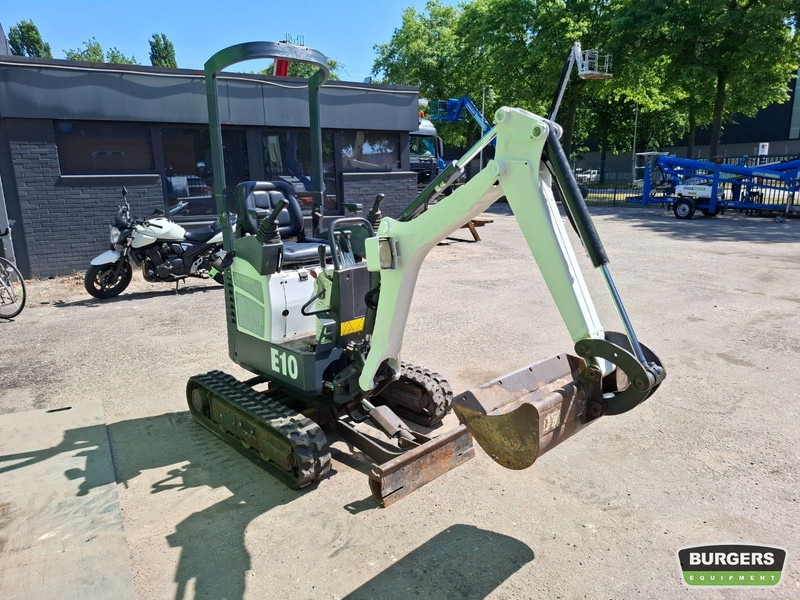 Bobcat E10 - Мини багер: снимка 3 Bobcat E10 - Мини багер: снимка 3