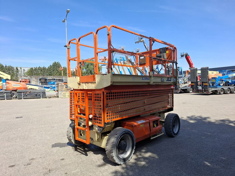 JLG 3369LE - Ножична работна платформа: снимка 3 JLG 3369LE - Ножична работна платформа: снимка 3
