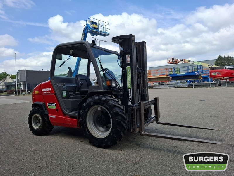 Manitou MH25-4 Buggy - Мотокар с висока проходимост: снимка 2 Manitou MH25-4 Buggy - Мотокар с висока проходимост: снимка 2