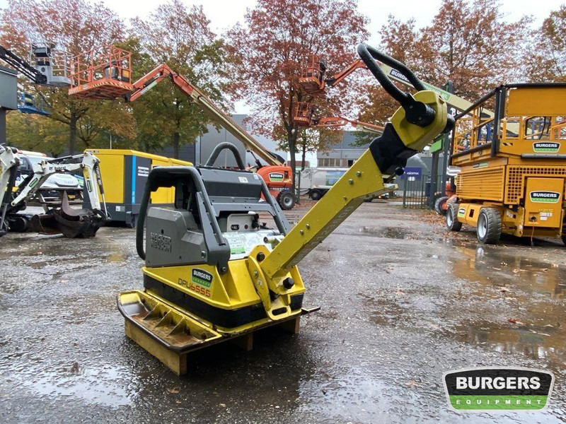 Neuson DPU 65.55 - Виброплоча: снимка 4 Neuson DPU 65.55 - Виброплоча: снимка 4