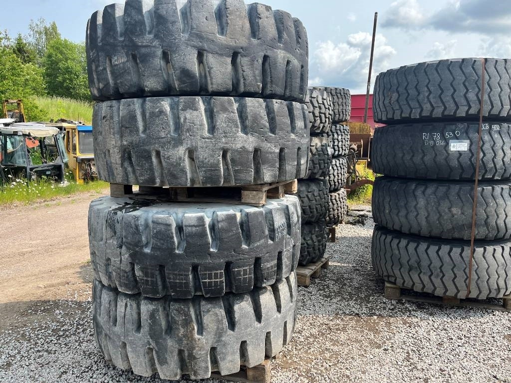 Bridgestone 20,5-25 Volvo L120G , H - Комплект колела: снимка 1 Bridgestone 20,5-25 Volvo L120G , H - Комплект колела: снимка 1