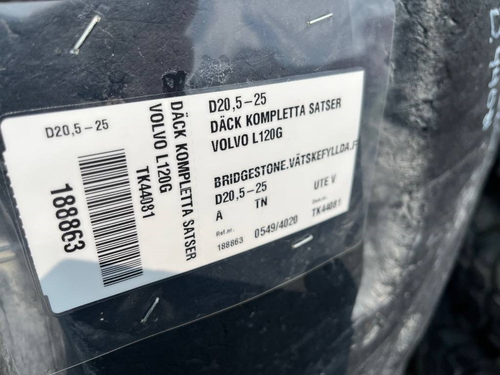Bridgestone 20,5-25 Volvo L120G , H - Комплект колела: снимка 3 Bridgestone 20,5-25 Volvo L120G , H - Комплект колела: снимка 3