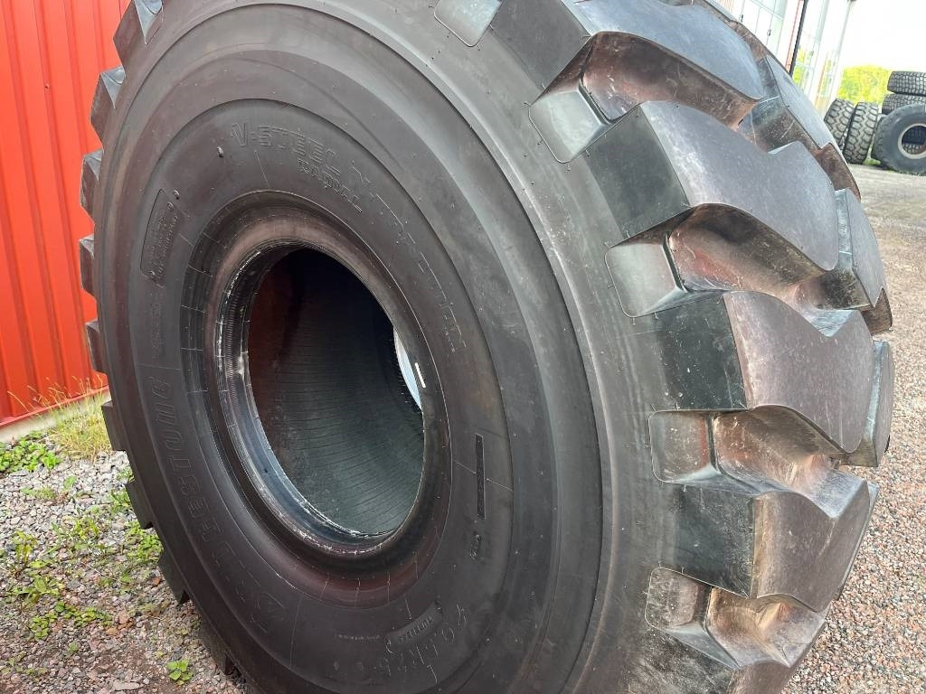 Bridgestone 29,5R25 Nya däck New Tyre - Комплект колела: снимка 4 Bridgestone 29,5R25 Nya däck New Tyre - Комплект колела: снимка 4