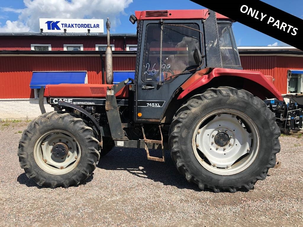 Case IH 745 XL Dismantled. Only spare parts - Трактор: снимка 1 Case IH 745 XL Dismantled. Only spare parts - Трактор: снимка 1