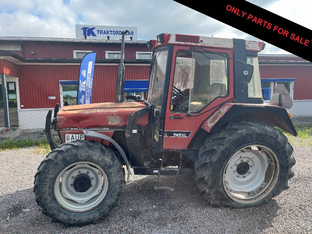 Case IH 745 XL Dismantled. Only spare parts - Трактор: снимка 1 Case IH 745 XL Dismantled. Only spare parts - Трактор: снимка 1