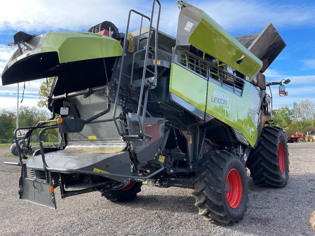 Claas Lexion 6800 Dismantled: only spare parts - Зърнокомбайн: снимка 3 Claas Lexion 6800 Dismantled: only spare parts - Зърнокомбайн: снимка 3