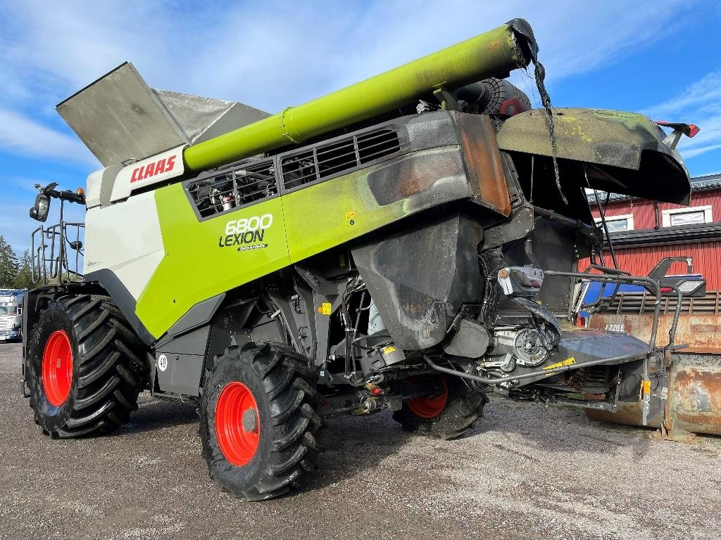 Claas Lexion 6800 Dismantled: only spare parts - Зърнокомбайн: снимка 2 Claas Lexion 6800 Dismantled: only spare parts - Зърнокомбайн: снимка 2
