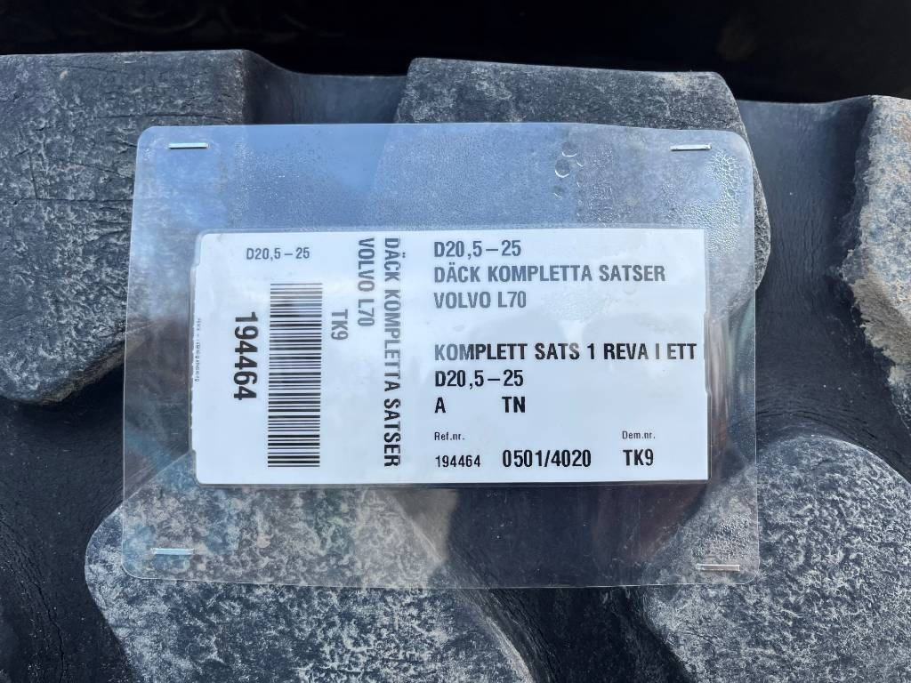 Däck på fälg 20,5-R25 Volvo L70 , 6300 , L90 - Гума за Строителна техника: снимка 3 Däck på fälg 20,5-R25 Volvo L70 , 6300 , L90 - Гума за Строителна техника: снимка 3