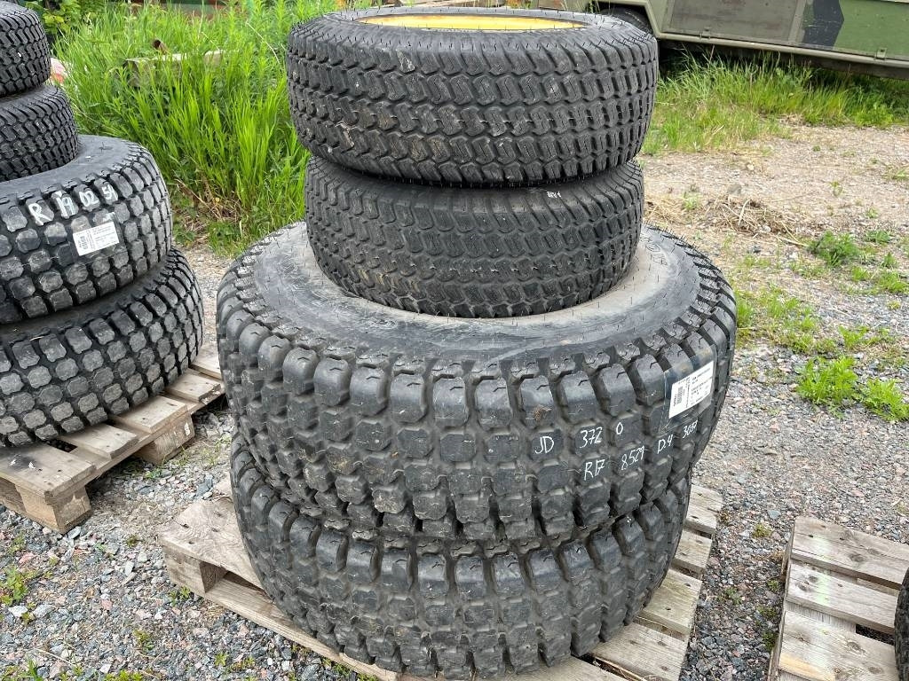 Galaxy 41X14,00-20 , 27X8,50-15 John Deere 3720 - Комплект колела: снимка 1 Galaxy 41X14,00-20 , 27X8,50-15 John Deere 3720 - Комплект колела: снимка 1