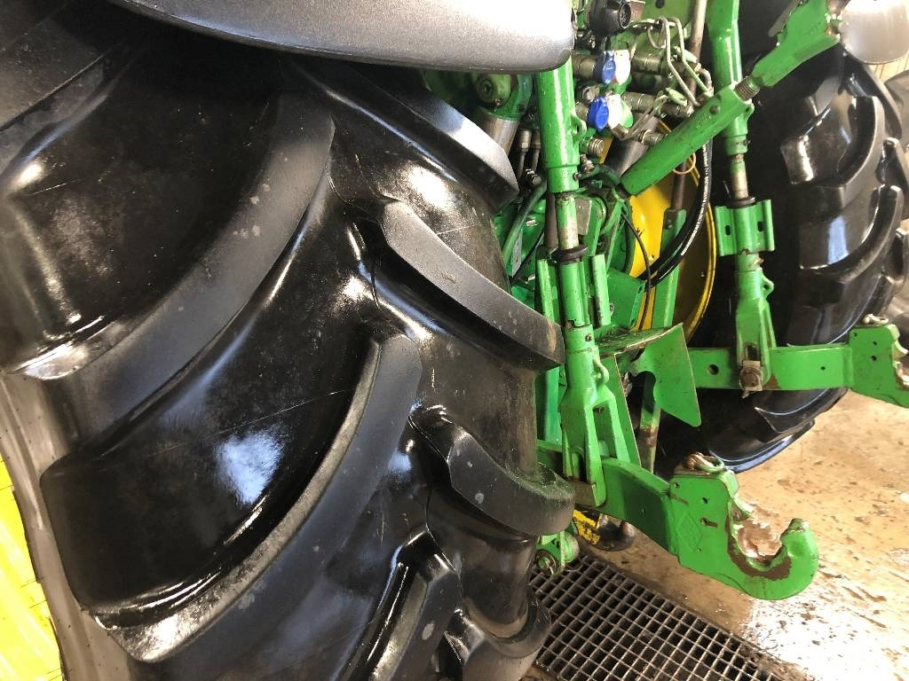John Deere 6920 S Dismantled: only spare parts - Трактор: снимка 5 John Deere 6920 S Dismantled: only spare parts - Трактор: снимка 5
