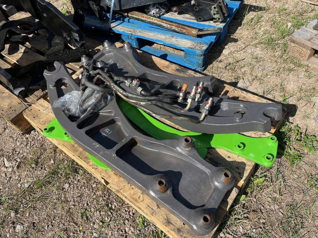 Челен товарач за трактор Lastare / Loader Fendt Agco 4X80 till Fendt 415 Va: снимка 7 Челен товарач за трактор Lastare / Loader Fendt Agco 4X80 till Fendt 415 Va: снимка 7