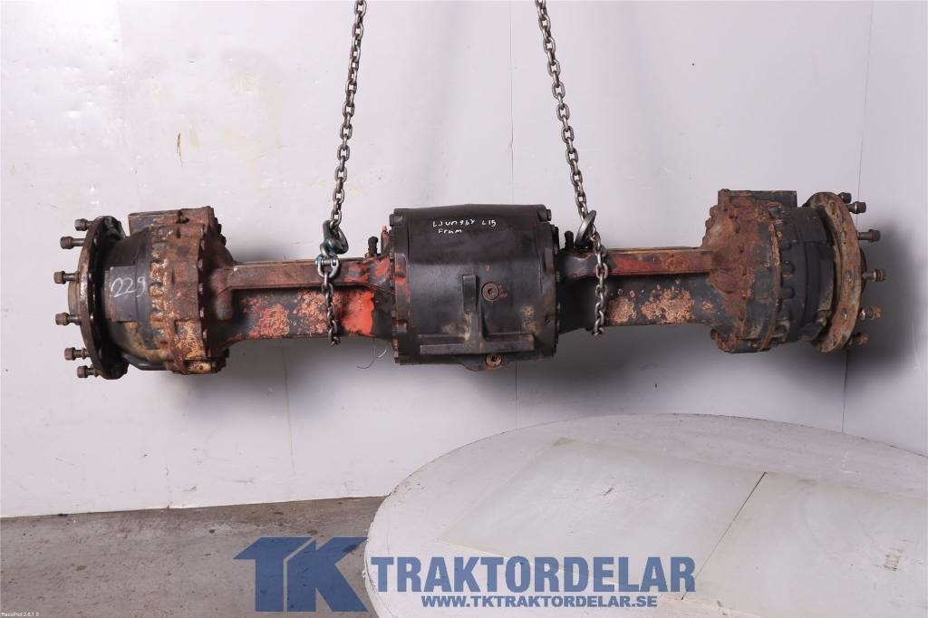Ljungby L 15 Framvagn - Ос и части за Строителна техника: снимка 1 Ljungby L 15 Framvagn - Ос и части за Строителна техника: снимка 1