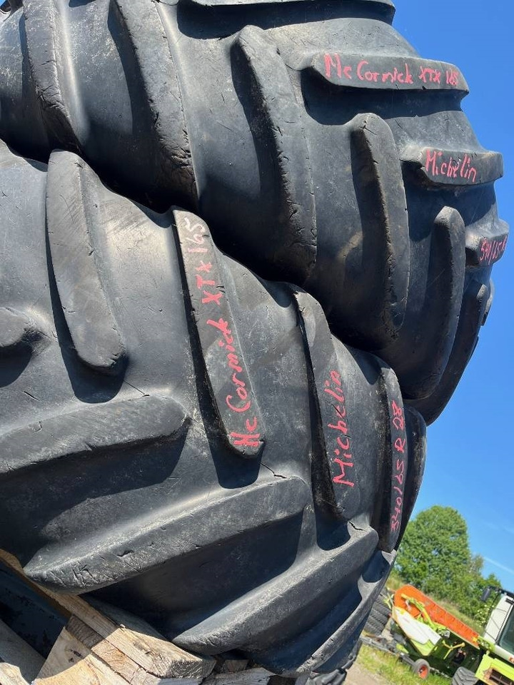 Michelin 650/65R38 520/65R28 till Case , MC Cormick - Гума за Селскостопанска техника: снимка 4 Michelin 650/65R38 520/65R28 till Case , MC Cormick - Гума за Селскостопанска техника: снимка 4
