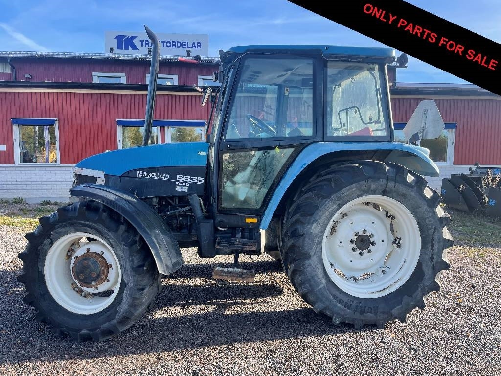 New Holland 6635 Dismantled: only spare parts - Трактор: снимка 1 New Holland 6635 Dismantled: only spare parts - Трактор: снимка 1