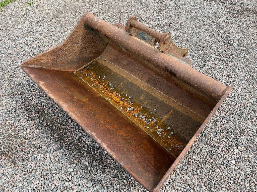 Planerskopa / Bucket S45 fäste - Кофа за багер за Строителна техника: снимка 1 Planerskopa / Bucket S45 fäste - Кофа за багер за Строителна техника: снимка 1