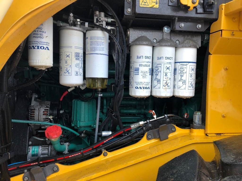 Volvo L 150 H Dismantled: only spare parts - Колесен товарач: снимка 2 Volvo L 150 H Dismantled: only spare parts - Колесен товарач: снимка 2