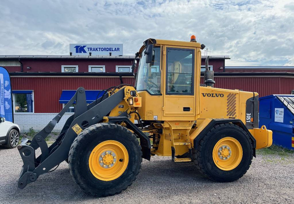 Колесен товарач Volvo L 50 E: снимка 1