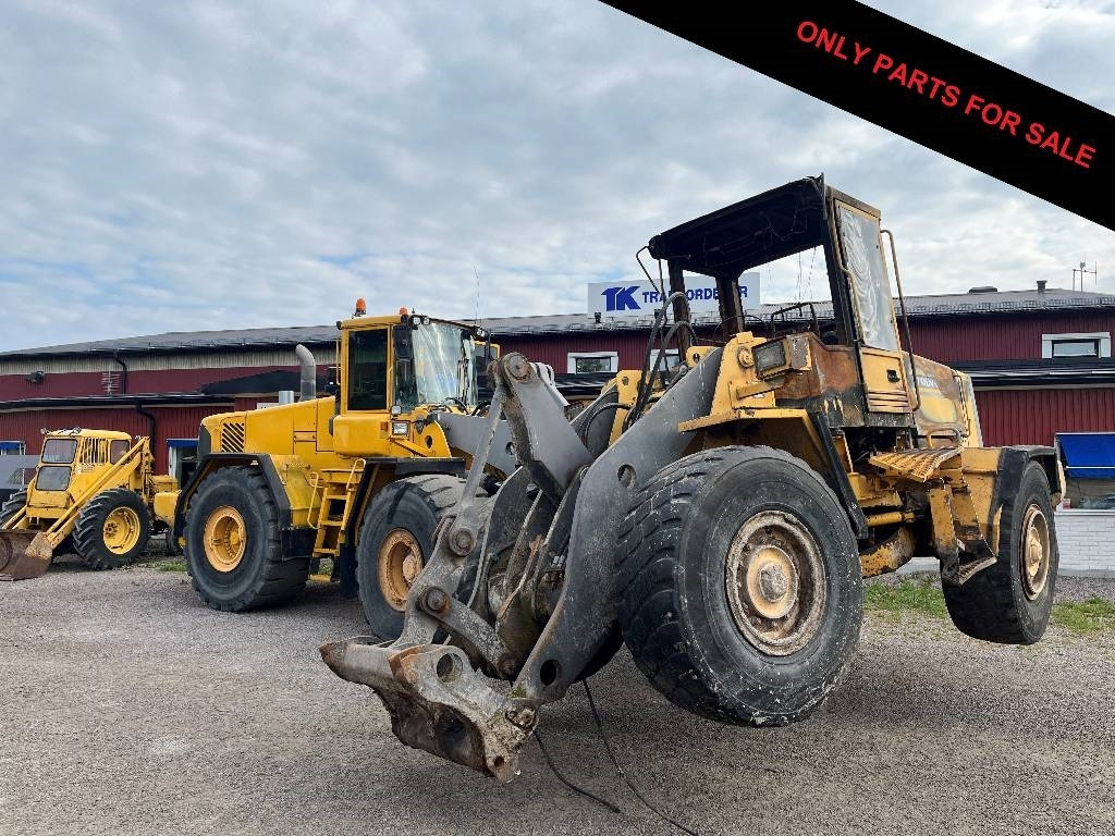 Volvo L90C Dismantled. Only spare parts - Колесен товарач: снимка 1 Volvo L90C Dismantled. Only spare parts - Колесен товарач: снимка 1