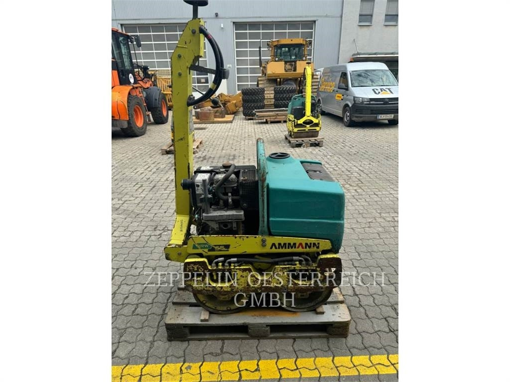 Ammann ARW 65 - Мини валяк: снимка 2 Ammann ARW 65 - Мини валяк: снимка 2
