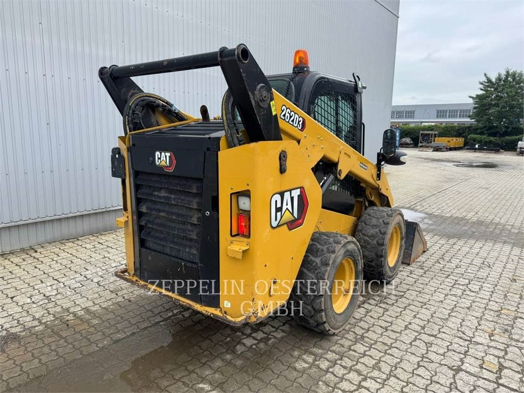 CAT 262D3 - Мини челен товарач: снимка 3 CAT 262D3 - Мини челен товарач: снимка 3