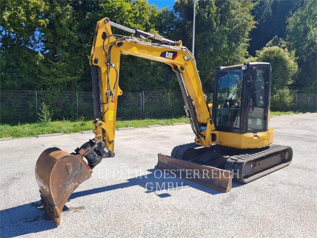 CAT 305.5E2CR - Верижен багер: снимка 2 CAT 305.5E2CR - Верижен багер: снимка 2