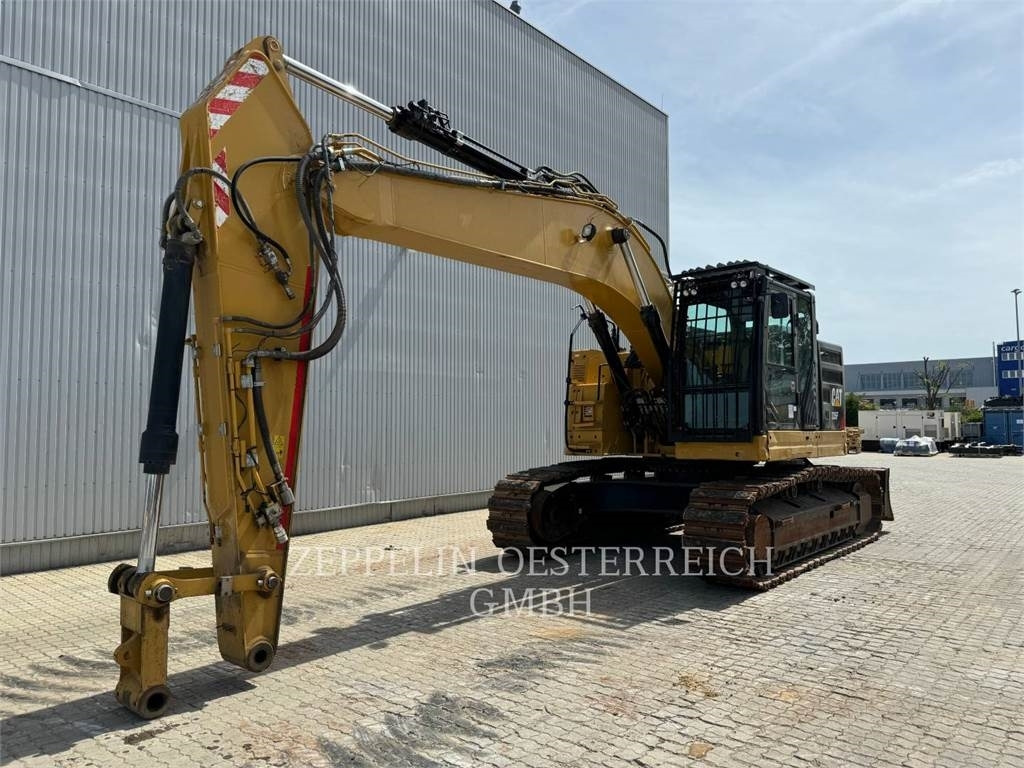 CAT 335FLCR - Верижен багер: снимка 1 CAT 335FLCR - Верижен багер: снимка 1
