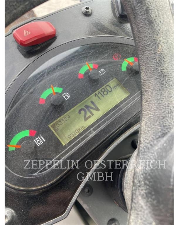 CAT 908M - Колесен товарач: снимка 5 CAT 908M - Колесен товарач: снимка 5