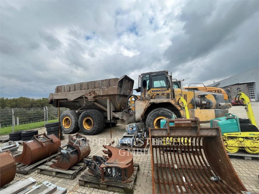 Komatsu HM300-2 - Съчленен самосвал: снимка 3 Komatsu HM300-2 - Съчленен самосвал: снимка 3