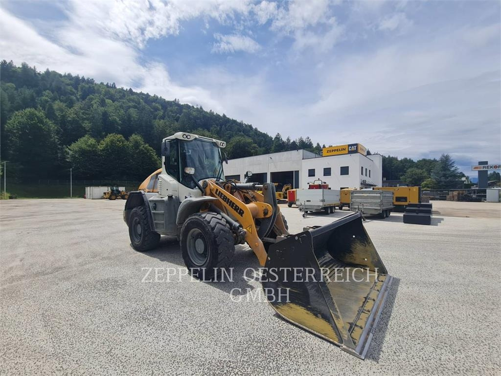 Liebherr L526 - Колесен товарач: снимка 2 Liebherr L526 - Колесен товарач: снимка 2