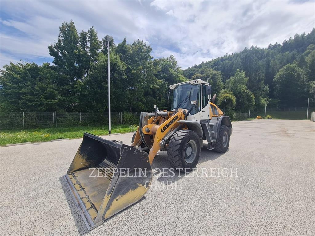 Liebherr L526 - Колесен товарач: снимка 1 Liebherr L526 - Колесен товарач: снимка 1
