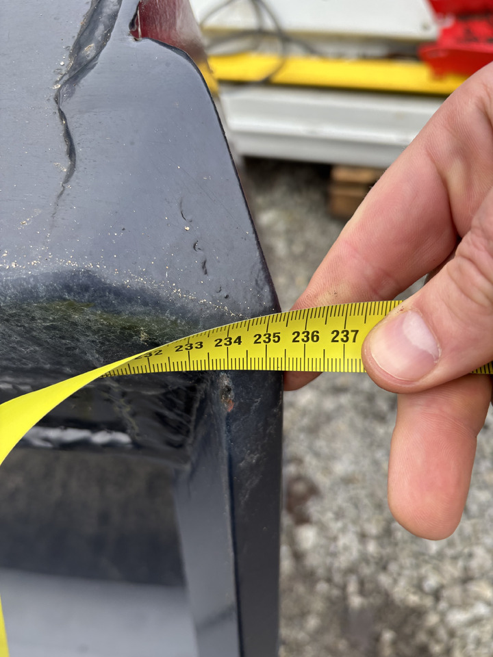 21453 Łyżka Objętościowa 2,3m 1,01 m3 z mocowaniem do ładowarki Claas Scorpion. - Кофа за товарач: снимка 3 21453 Łyżka Objętościowa 2,3m 1,01 m3 z mocowaniem do ładowarki Claas Scorpion. - Кофа за товарач: снимка 3