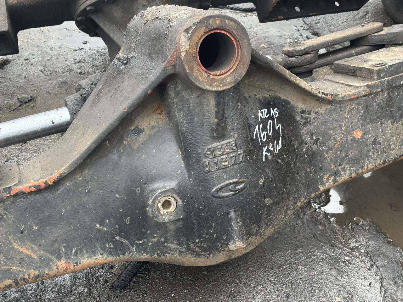 Atlas 1604 KZW Oś Przednia Most Przedni Zwolnica Zwrotnica Obudowa Pochwa Siłowniki CZĘŚCI - Шенкел за Селскостопанска техника: снимка 3 Atlas 1604 KZW Oś Przednia Most Przedni Zwolnica Zwrotnica Obudowa Pochwa Siłowniki CZĘŚCI - Шенкел за Селскостопанска техника: снимка 3