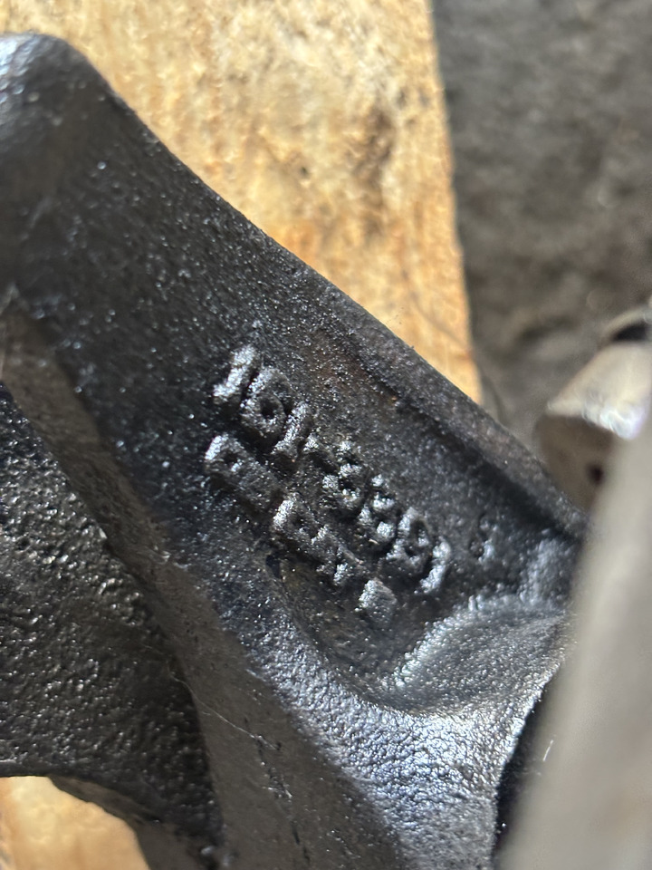 CAT Caterpillar C9 Klawiatura Dźwigienka Popychacz - Трансмисия за Селскостопанска техника: снимка 5 CAT Caterpillar C9 Klawiatura Dźwigienka Popychacz - Трансмисия за Селскостопанска техника: снимка 5