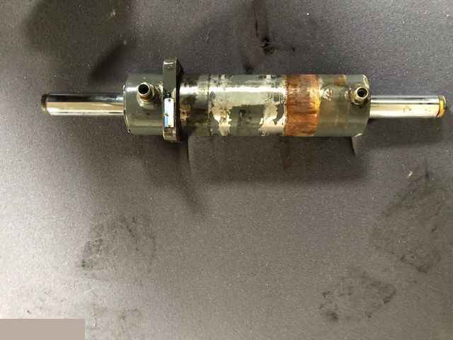 Carraro Siłownik Skrętu - Хидравличен цилиндър за Селскостопанска техника: снимка 2 Carraro Siłownik Skrętu - Хидравличен цилиндър за Селскостопанска техника: снимка 2